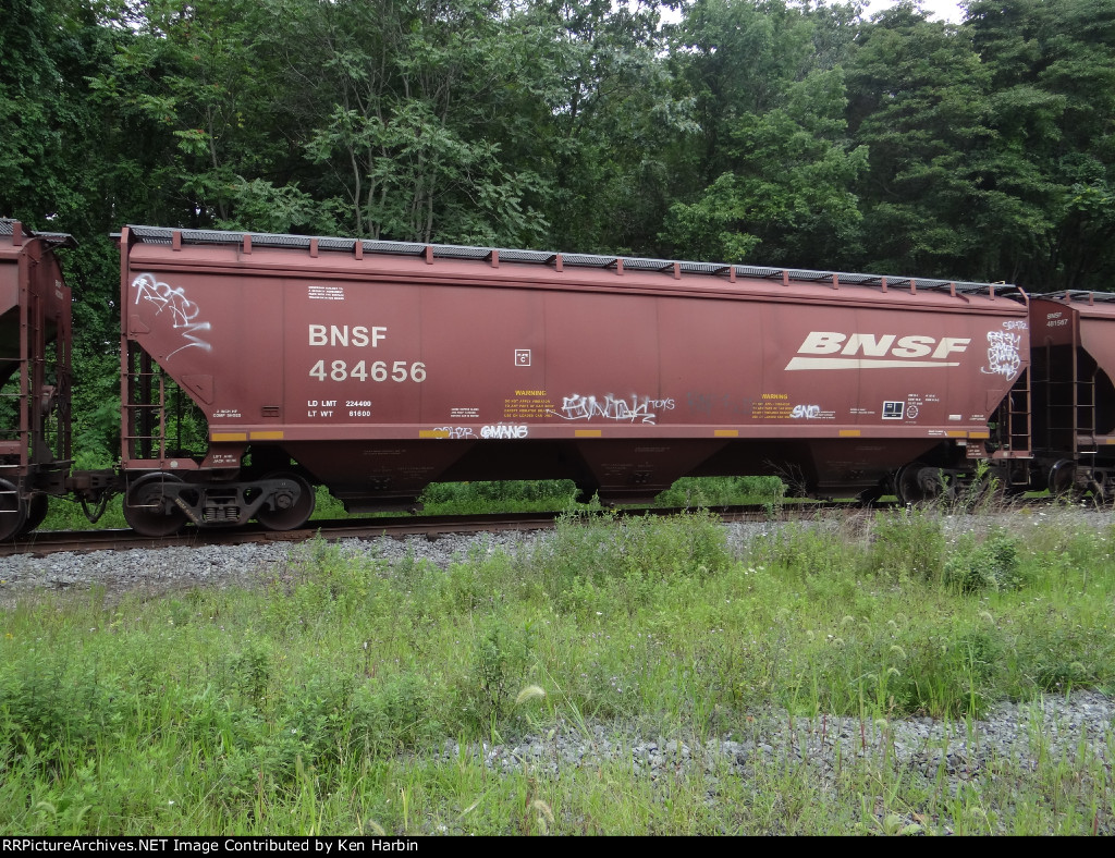 BNSF 484656